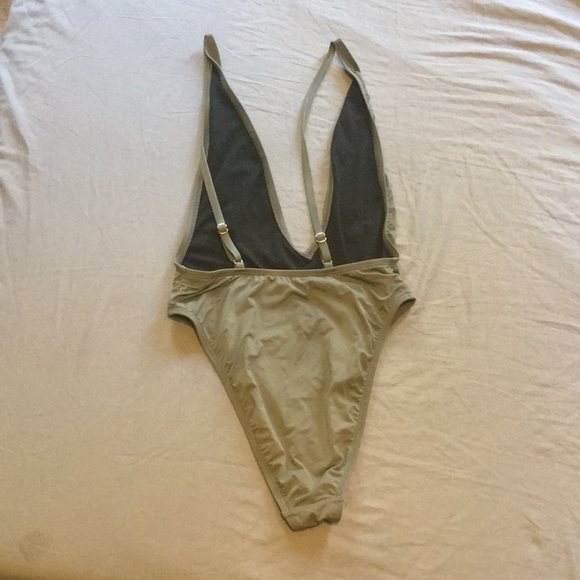 Fashion Nova Swimsuit Size M - Picture 2 of 2